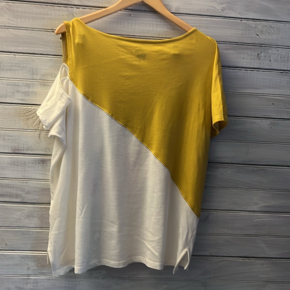 Anthropologie Pilcro unique top - Picture 4 of 5